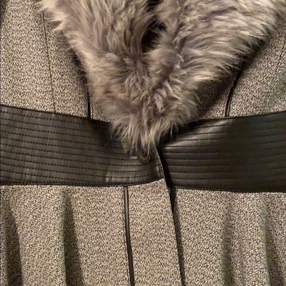 Fall jackets - Picture 2 of 4